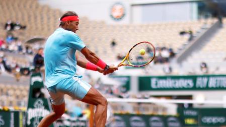 Nadal no encuentra oposición en McDonald para seguir en París