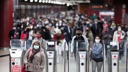 Sanidad notifica 11.325 nuevos casos, 3.722 en 24 horas, y 113 muertes más