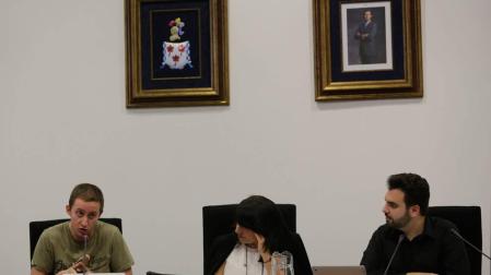 El clima laboral municipal enfrenta a Navarra Suma y Geroa Bai