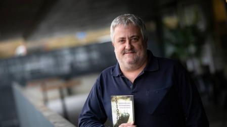 "Hay duende en la poesía de verdad, no es solo hacer versos"