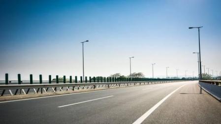 Imagen de una carretera vacía