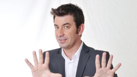 Los humoristas improvisan con Arturo Valls
