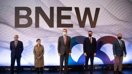 El rey y Sánchez llegan a Barcelona en medio de protestas independentistas