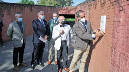Pamplona reconoce a la plaza de los Fueros, la única diseñada por Moneo
