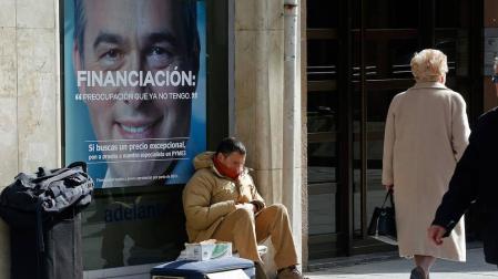 Más de la mitad de personas en España vive en el límite de sus posibilidades