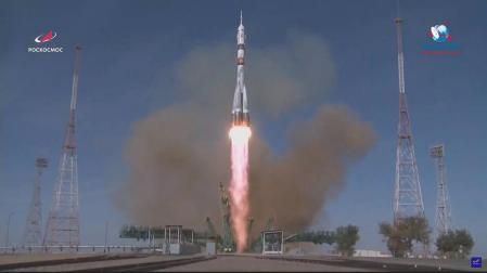 La nave Soyuz MS-17 parte hacia la Estación Espacial Internacional