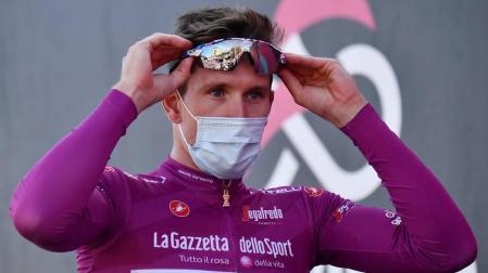 Póquer de Démare en Rimini y Almeida sigue de rosa