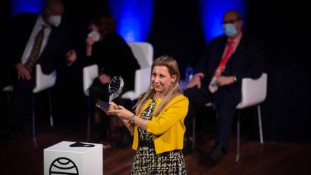 Sáenz de Urturi: "Leonor de Aquitania fue mujer pionera que reprendió a papas"