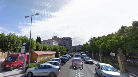 Una farola, en el centro de Soria.