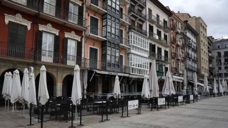 Nuevo descenso de casos en Navarra el primer día de confinamiento