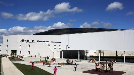 El balón deja de rodar en los recreos