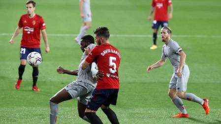 Galería de fotos del partido entre Osasuna y Athletic, que ha terminado con victoria rojilla por 1-0 el día de la celebración del centenario del club.