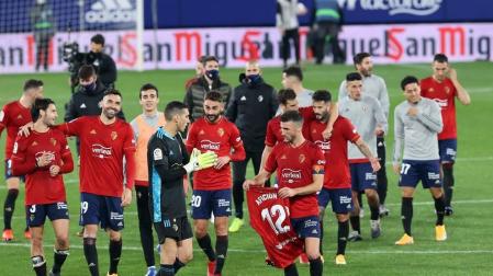 Galería de fotos del partido entre Osasuna y Athletic, que ha terminado con victoria rojilla por 1-0 el día de la celebración del centenario del club.