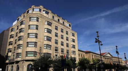 La tarifa del IRPF a las rentas m&aacute;s altas podr&iacute;a subir del 49 al 52%