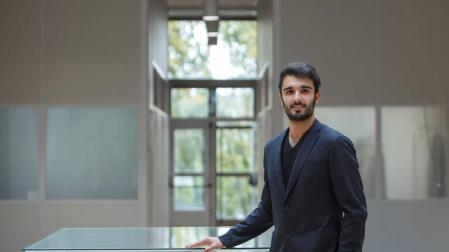 Aitor Nicuesa, nuevo estudiante embajador de carreras profesionales en la UE