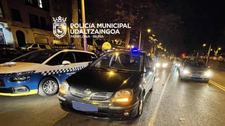 Interceptada por circular ebria, sin luces, con dos ruedas pinchadas y con un niño de un año en el coche
