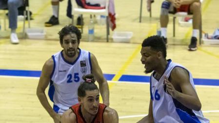 Dos positivos en la plantilla obligan a aplazar el partido ante el Pardinyes Lleida