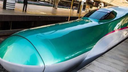 Imagen del Shinkansen E5, el tren bala más rápido del mundo