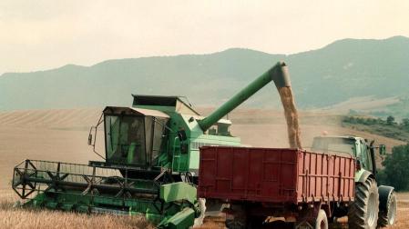 2.400 navarros dejarán de cobrar las ayudas que la UE da la agricultura y ganadería