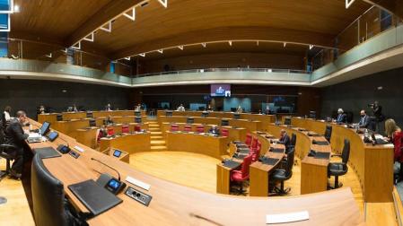 Los partidos piden al Gobierno foral participación y cogobernanza para lograr los fondos europeos