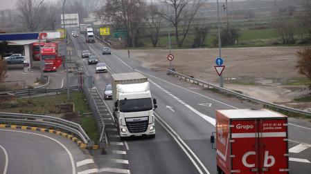 Obras Públicas invertirá 1,5 millones en la reparación de firme de la Autovía del Ebro