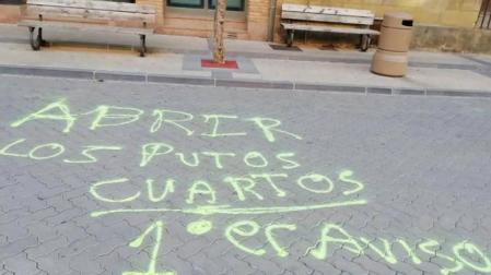 Aparecen pintadas contra María Chivite en Cintruénigo