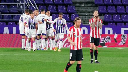 El Real Valladolid logra su primera victoria