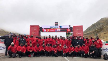 El equipo de M2 eventos que ha trabajado en la Vuelta a España el dá que la carrera llegaba a Formigal.