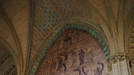 Cultura acerca las pinturas del claustro de la catedral de Pamplona al público