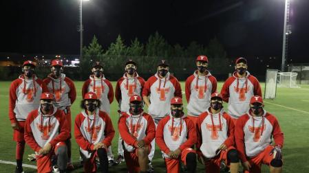Los Toros vencen los dos partidos en Sevilla