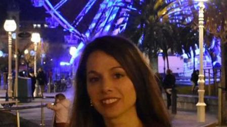 Lide Aguirre muestra el lado oscuro de una ciudad luminosa