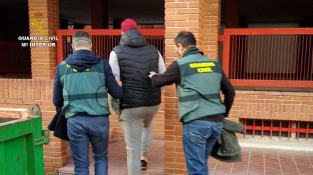 Tres detenidos como presuntos autores de 28 delitos de robo con fuerza en Tafalla