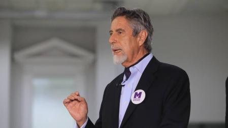 El Congreso de Perú elige a Francisco Sagasti como nuevo presidente interino del país