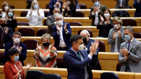 El CIS mantiene la distancia entre PSOE y PP con Vox y Cs al alza