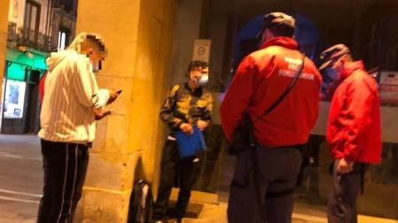 Detenido un joven de 19 años por pegar a otro y robarle la cazadora