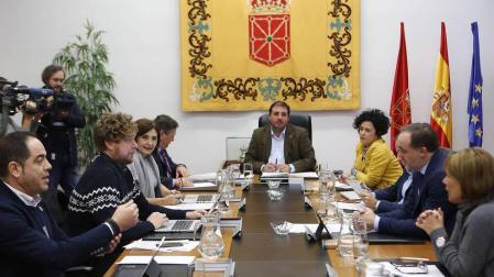 El salario de la mayoría de parlamentarios ronda los 54.000 euros