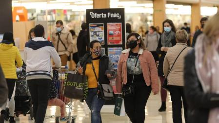 Autoridades y sector comercial diseñan unas normas anti-covid