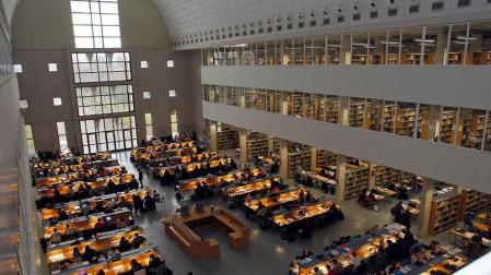 La biblioteca de la UPNA