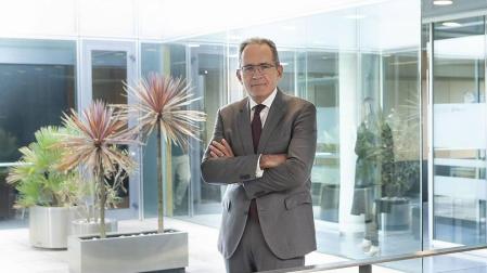 Ricardo Llátser Oliva, director general de Timac Agro España, en las oficinas centrales en Orcoyen.