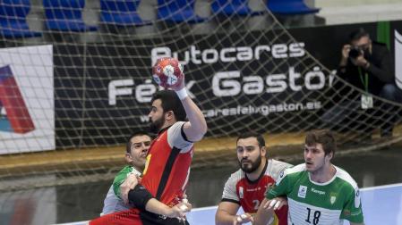 El Helvetia recuperó su mejor versión