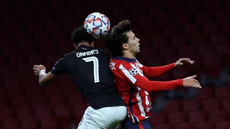 El Atlético perdona y aplaza el pase para la última jornada