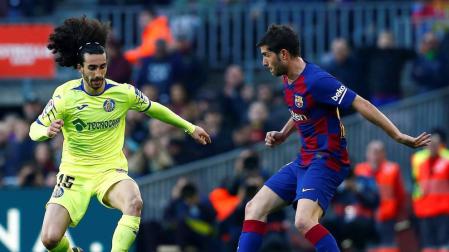 Cucurella y Sergi Roberto, en un Barça-Getafe.