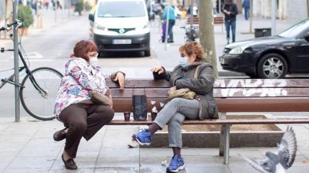 Cataluña mantendrá los bares y restaurantes cerrados otros diez días