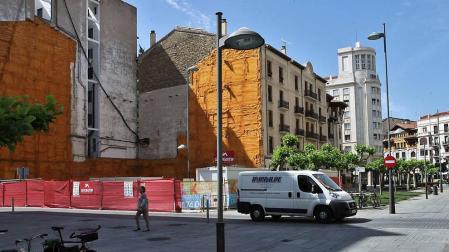 Quejas de los vecinos por el cierre de la avenida de Roncesvalles