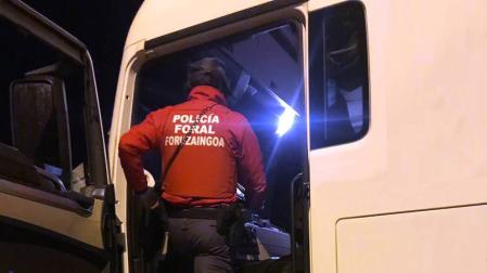 Denunciados 12 vehículos por positivo en drogas en la N-121-A y N-121-B