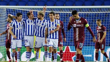 La Real busca el pase en Nápoles y el Granada firmar el primer puesto