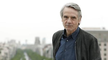 Jeremy Irons recibe el Premio de Honor de Cinematografía Sant Jordi