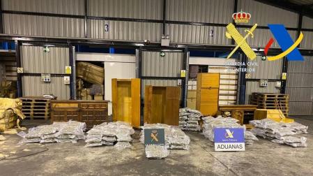 Incautado en el Puerto de Bilbao 200 kilos de marihuana oculta en un ferry al Reino Unido