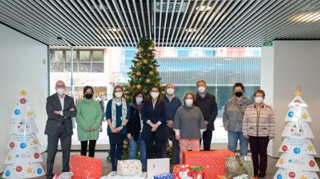 'El árbol de los sueños' repartirá regalos a 335 niños vulnerables