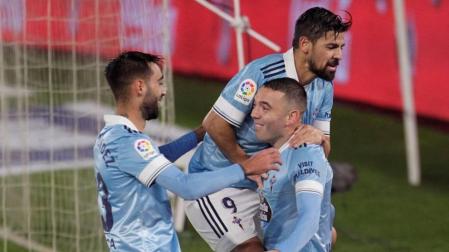Aspas y la contundencia del Celta liquidan al Cádiz